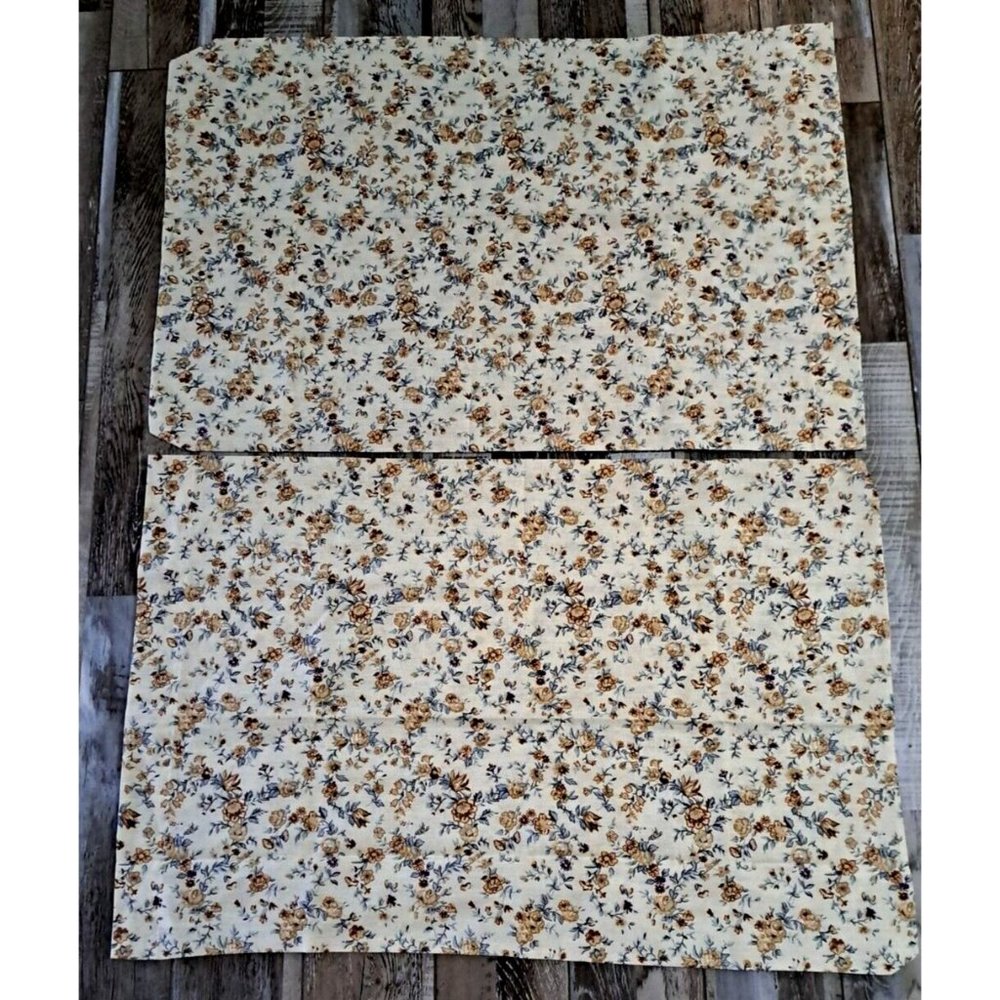Vintage Standard Pillowcases Thomaston American Mood Muslin Yellow Floral